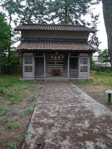 新治神社