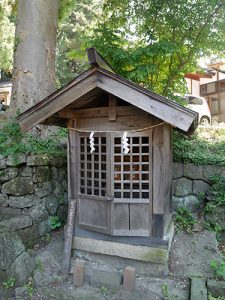 山家神社