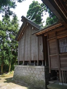 中加積神社