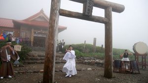 白山比咩神社奥宮