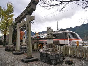 久津八幡宮