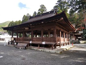 久津八幡宮