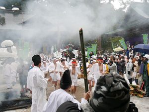 菅生石部神社