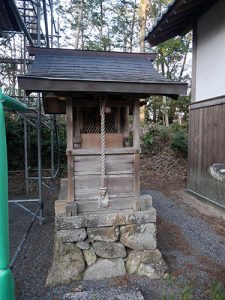 八所神社