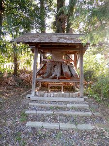 八所神社