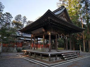 八所神社