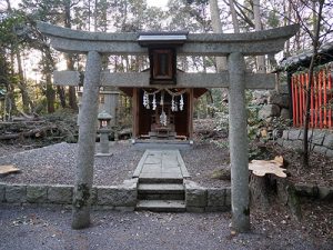 八所神社