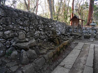 融神社