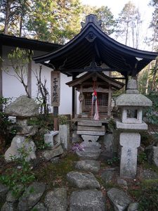 融神社