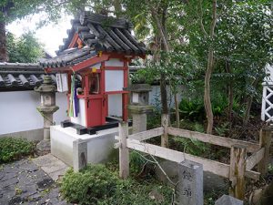 漢國神社