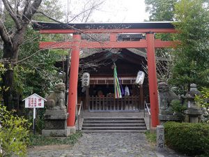 漢國神社