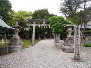 潮崎本之宮神社