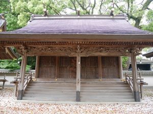 闘鶏神社