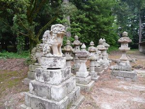 國廳裏神社