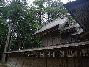 國廳裏神社