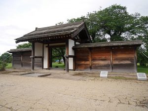 國廳裏神社