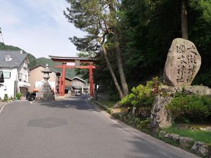 大瀧神社