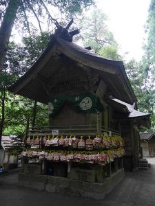 金持神社