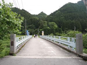 金持神社