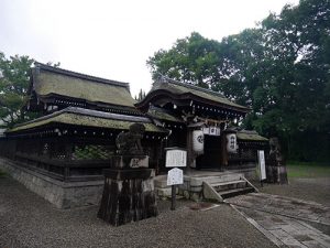 石坐神社