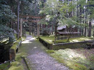 日用神社