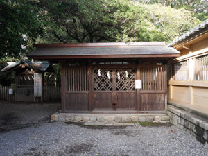 砥鹿神社