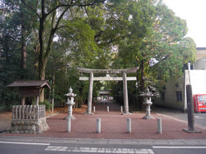 砥鹿神社