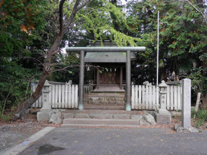 砥鹿神社