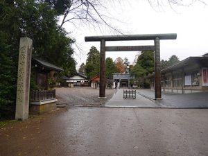 射水神社