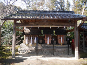 鍬山神社