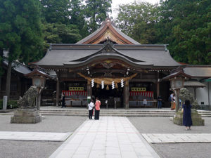 白山比咩神社