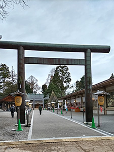 射水神社